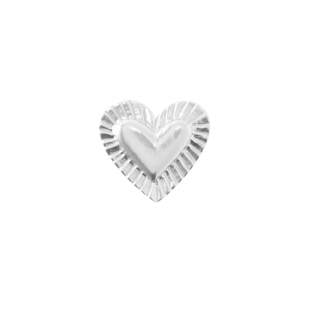 silver ruffled heart concho