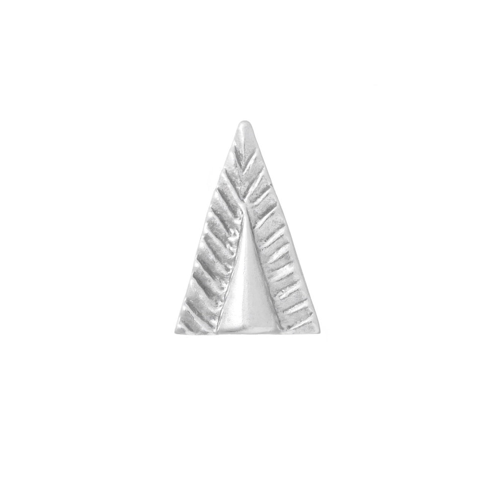 silver ruffled triangle casting